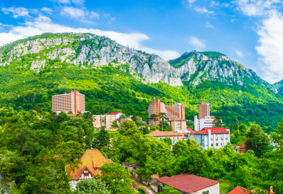 Circuit pentru relaxare si Spa la Baile Herculane cu vizita la Targul de Craciun din Craiova - 3 zile