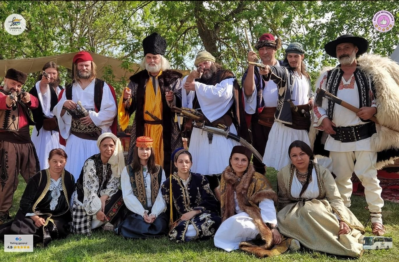 Excursie 1 zi Festivalul Arnautilor si Pandurilor de la Golesti - foto 1